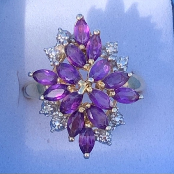 Simulated Amethyst/Diamond cocktail ring Sterling Silver 925 gold plated Size 7 - Picture 3 of 10